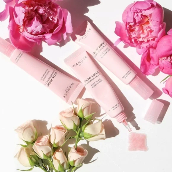 WANDER BEAUTY
Glow Ahead Illuminating Face Oil - Picture 4 of 5